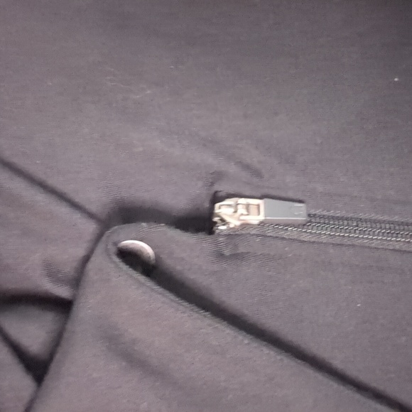 HYBA* crossover neck long sleeve fitted black size M work out jacket - Picture 9 of 10